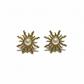 Gullfargede Sol-øredobber med Perle – Vintage Stil